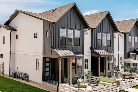 Builder image for the Cascade at 2946 N Lone Pine St