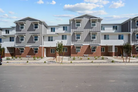 Builder elevation image for 568 W Empress Street