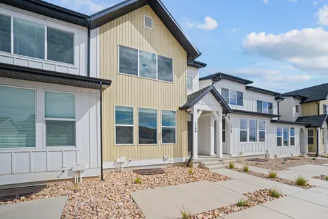 Builder elevation image for 1709 W Viola Lane
